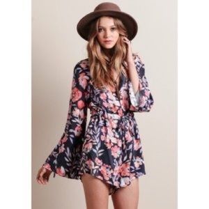 Some days Lovin floral romper